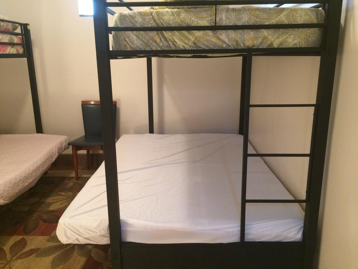Garapan Guest House Saipan Buitenkant foto
