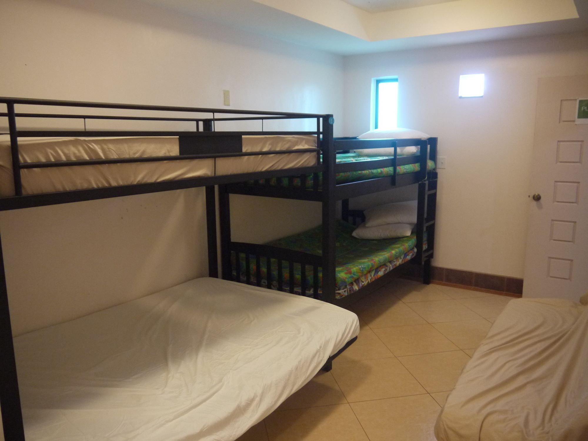 Garapan Guest House Saipan Buitenkant foto